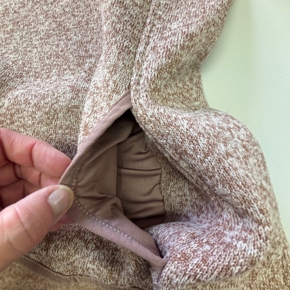 Thread + Supply 1/4 zip fleece with lined front pocket and neck size XS - Picture 11 of 16